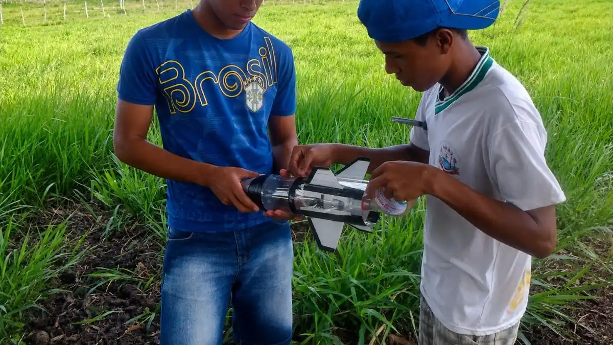Reino da MOBFOG - foguetes de garrafa PET - Olimpíada Brasileira de Foguetes - OBAFOG - News - notícia olimpíadas científicas