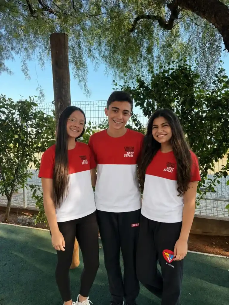 Três estudantes do SESI de Americana SP avançam para programa internacional ligado à NASA