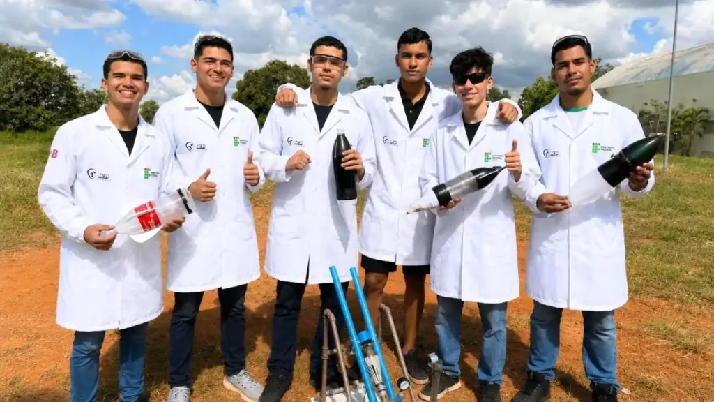 Estudantes do Instituto Federal de Brasília IFB - Campus Taguatinga - na OBAFOG - News - notícia olimpíadas científicas (1)