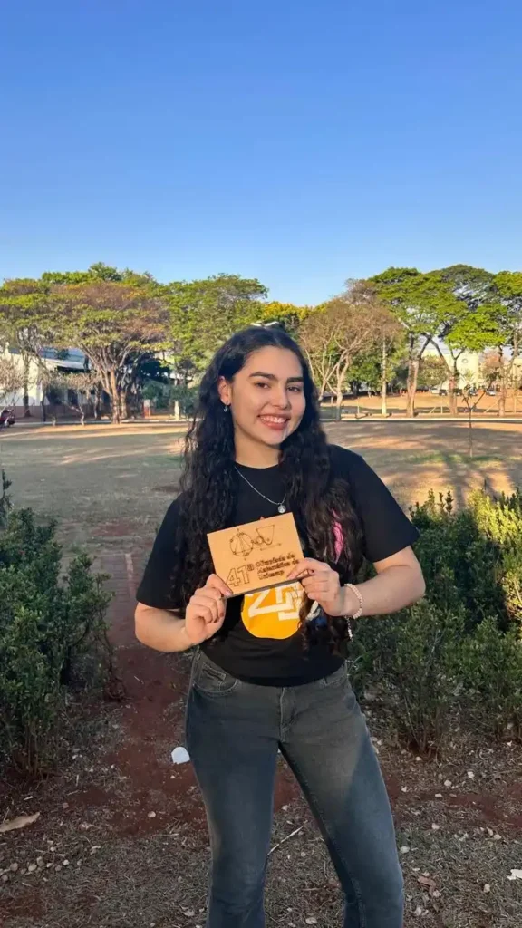 Geovana Becker Exatas Matemática Química Física dicas de estudo divulgação científica - notícia olimpíadas científicas