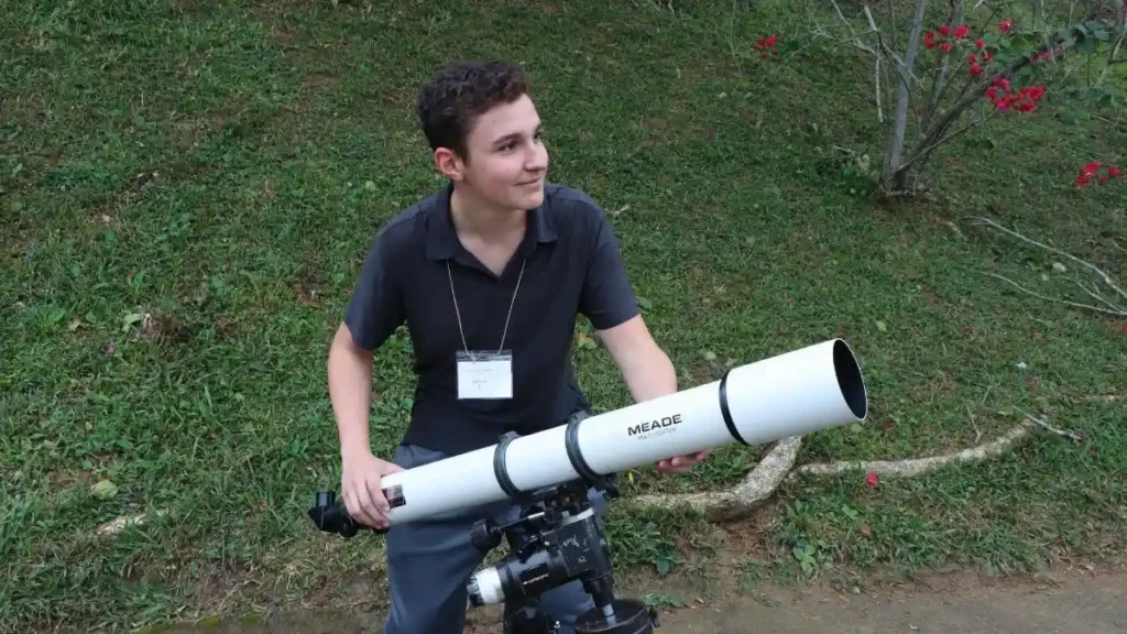 Arthur Spuri - Olimpíada Internacional de Astronomia e Astronáutica IOAA - News - notícia olimpíadas científicas