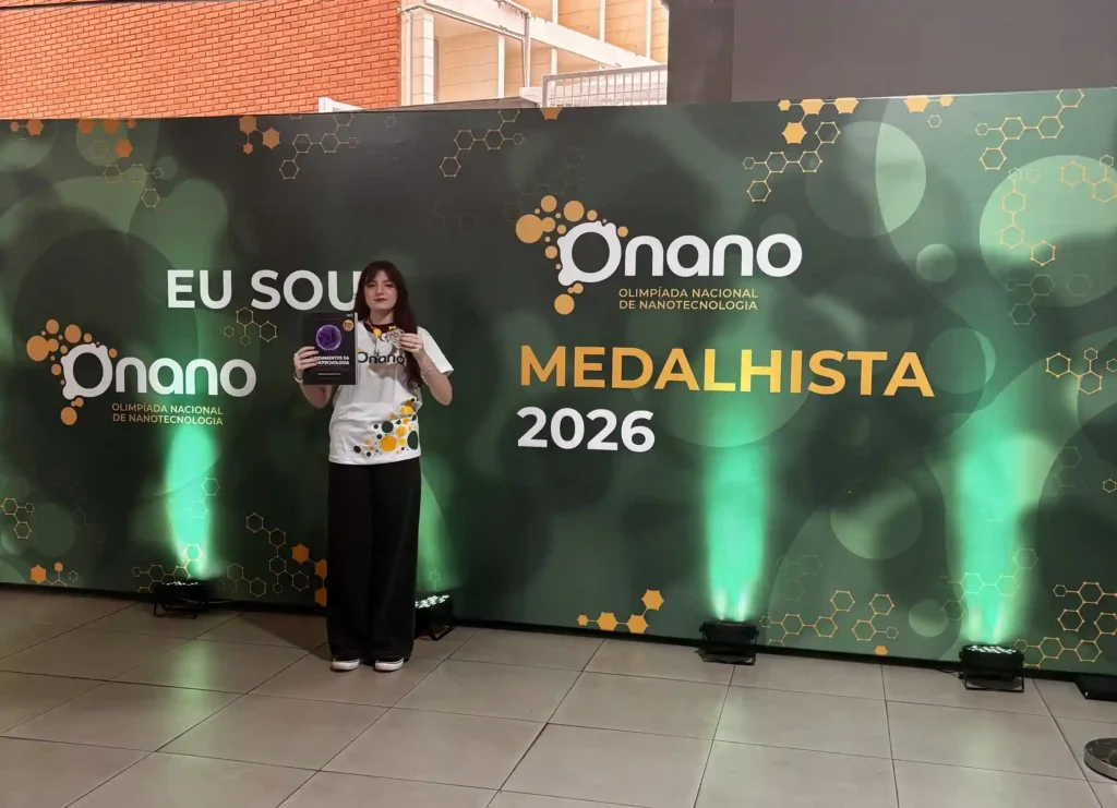 Estudante transforma experiência nas olimpíadas científicas em incentivo para outras meninas - Carolina Lopasso - News - notícia olimpíadas científicas - ONANO