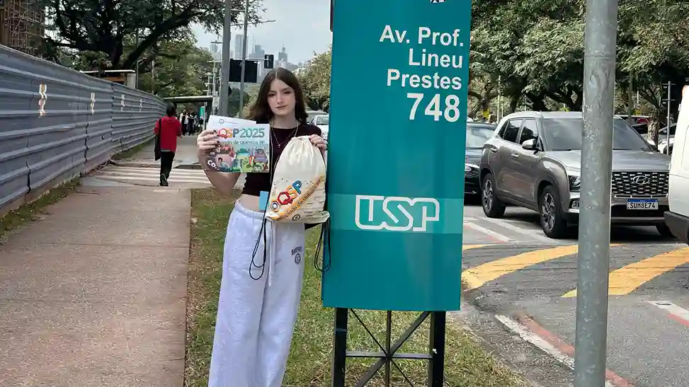 Estudante transforma experiência nas olimpíadas científicas em incentivo para outras meninas - Carolina Lopasso - News - notícia olimpíadas científicas - USP