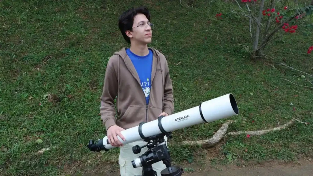 Isaac Santos - Olimpíada Internacional de Astronomia e Astronáutica IOAA - News - notícia olimpíadas científicas